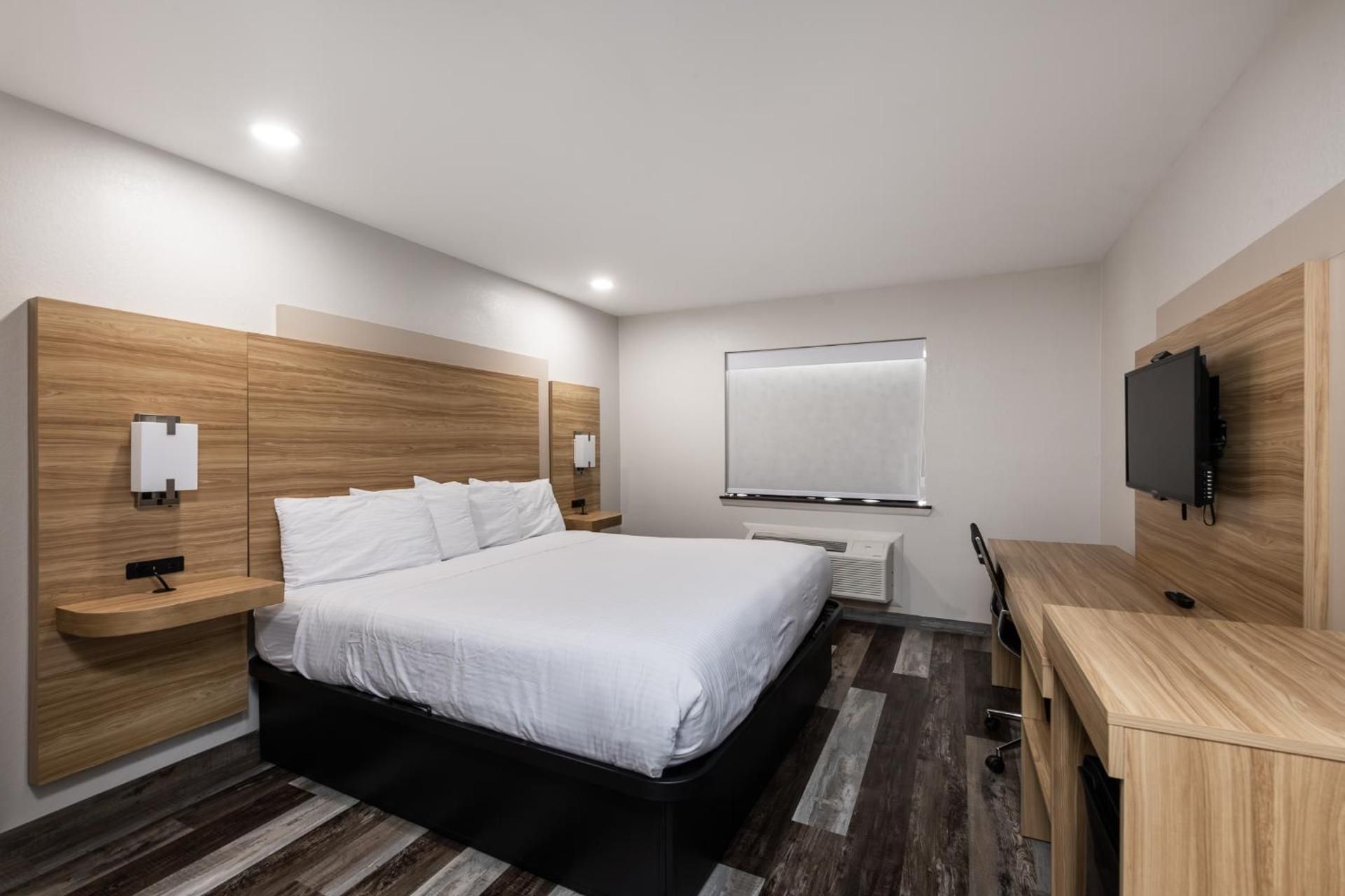Deluxe Single Room