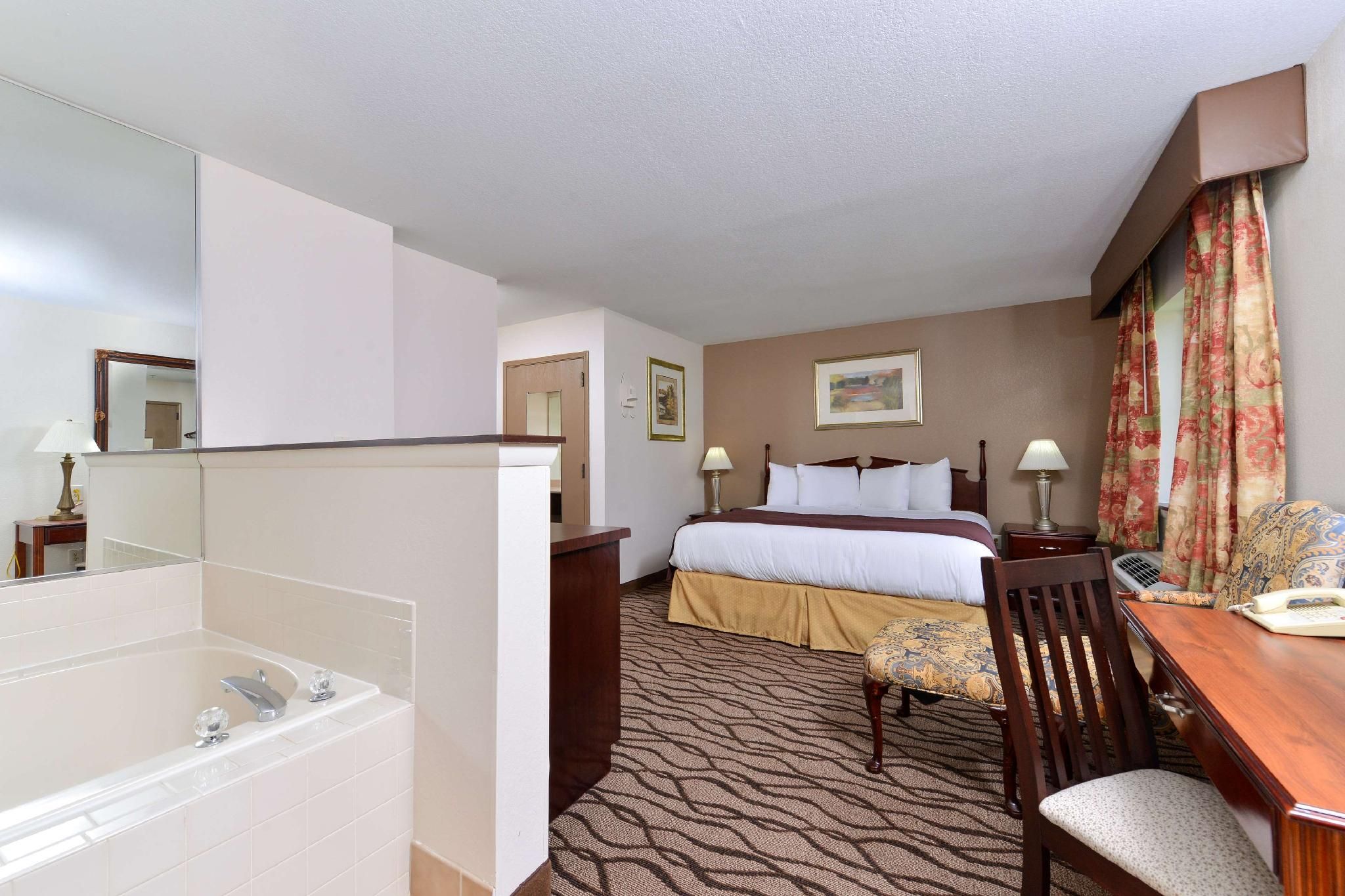 1 Bedroom with King Bed