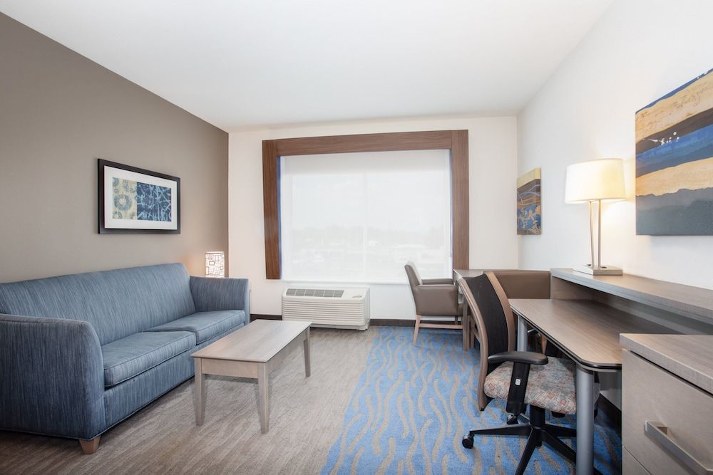 Standard Room, 2 Queen Beds, Accessible (Mobility, Tub)
