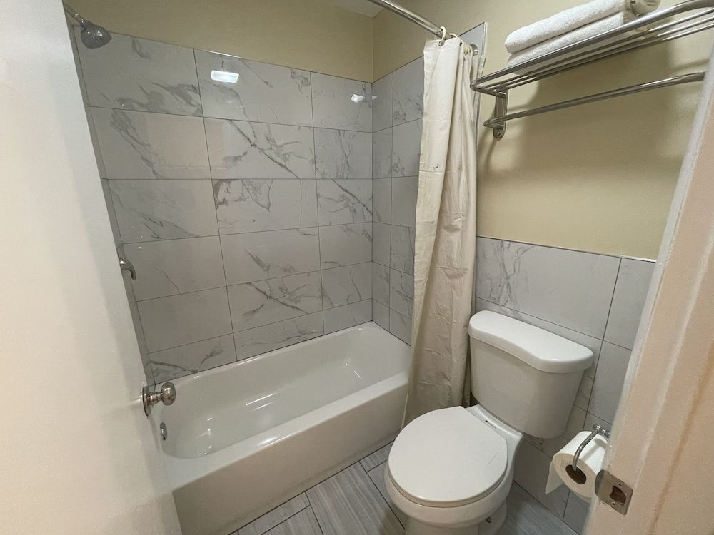 Sea Palace Motel Superior Room, 1 Queen Bed 7