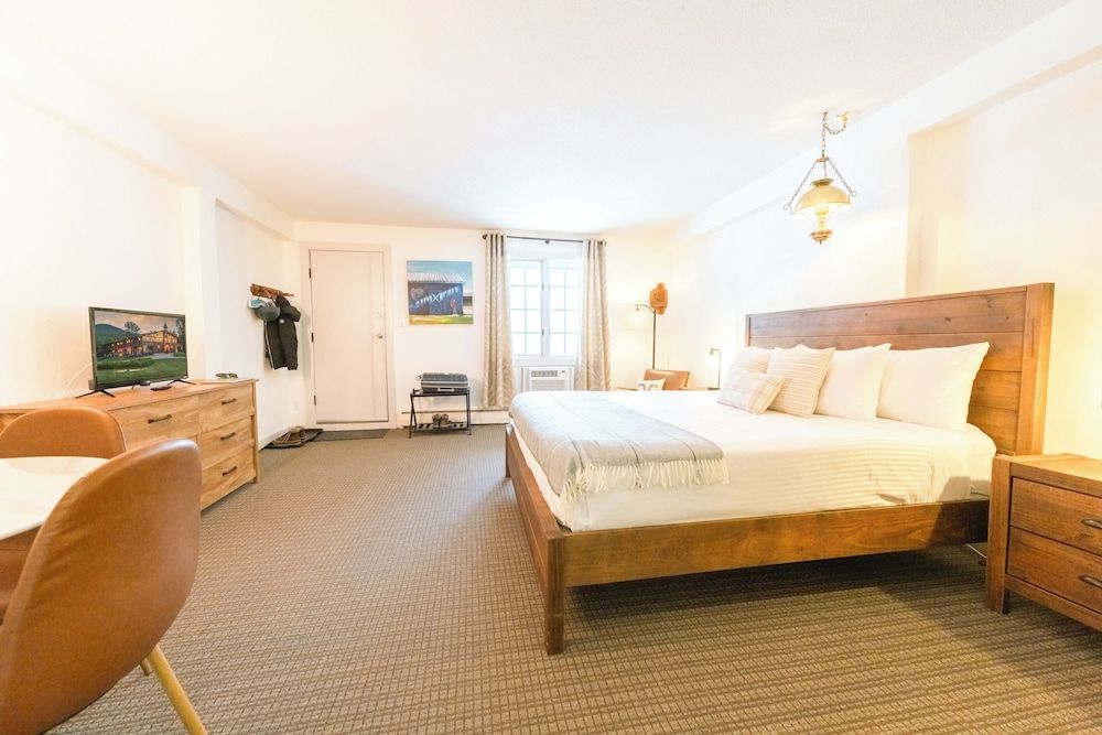 Superior Room, 1 King Bed