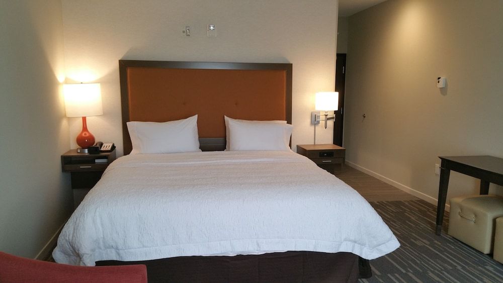 Room, 1 King Bed with Sofa bed, Non Smoking, Refrigerator