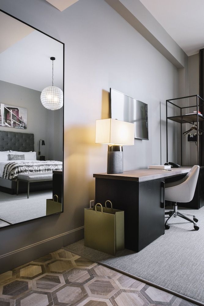 Hotel Covington Cincinnati Riverfront Queen City Double Queen