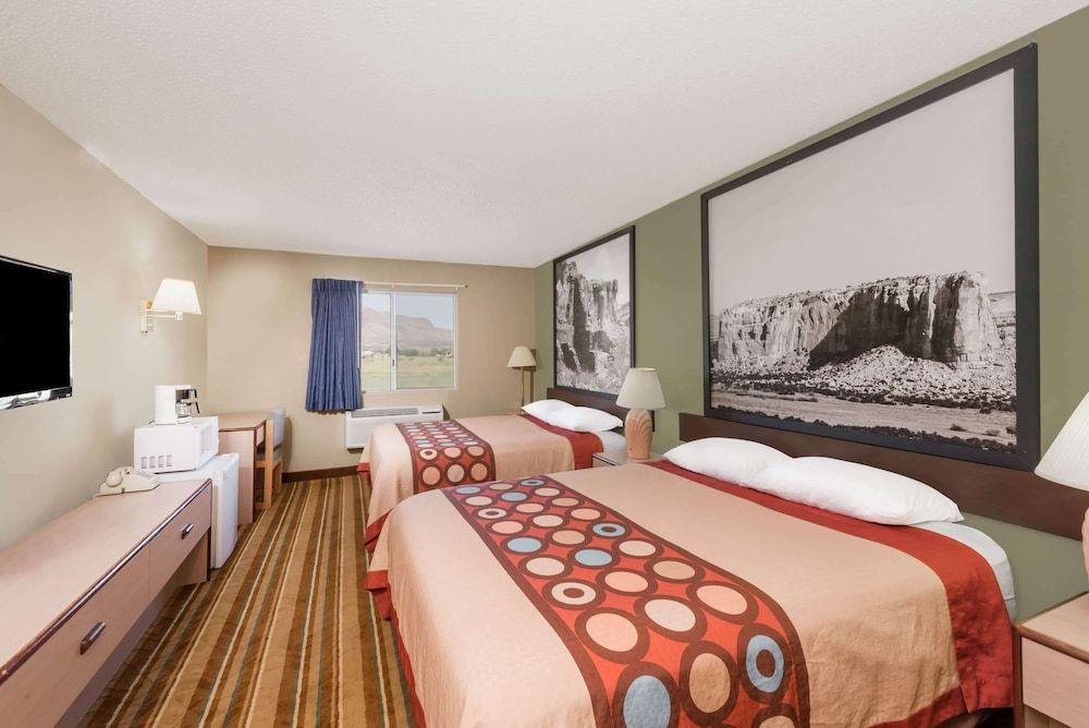 Standard Room, 1 Queen Bed
