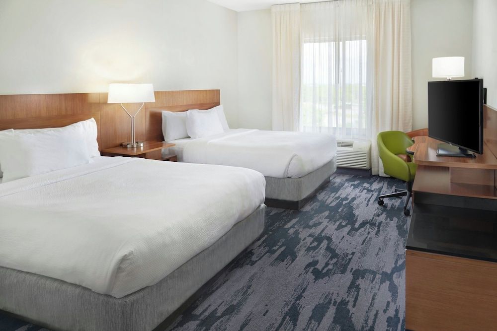 Fairfield Inn & Suites Reading Wyomissing Room, 2 Queen Beds 2