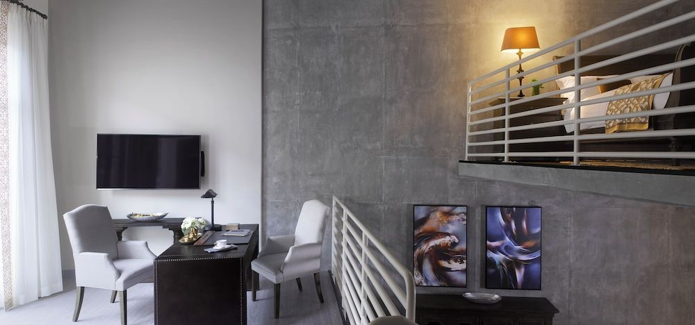 Townhome (Work Live)