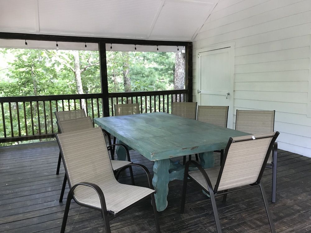 Barefoot Hills Luxury Cabin 3