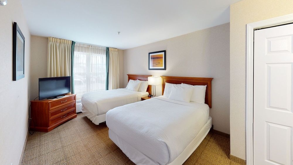 Smart Suites, Ascend Hotel Collection Suite, Multiple Beds, Non Smoking 2