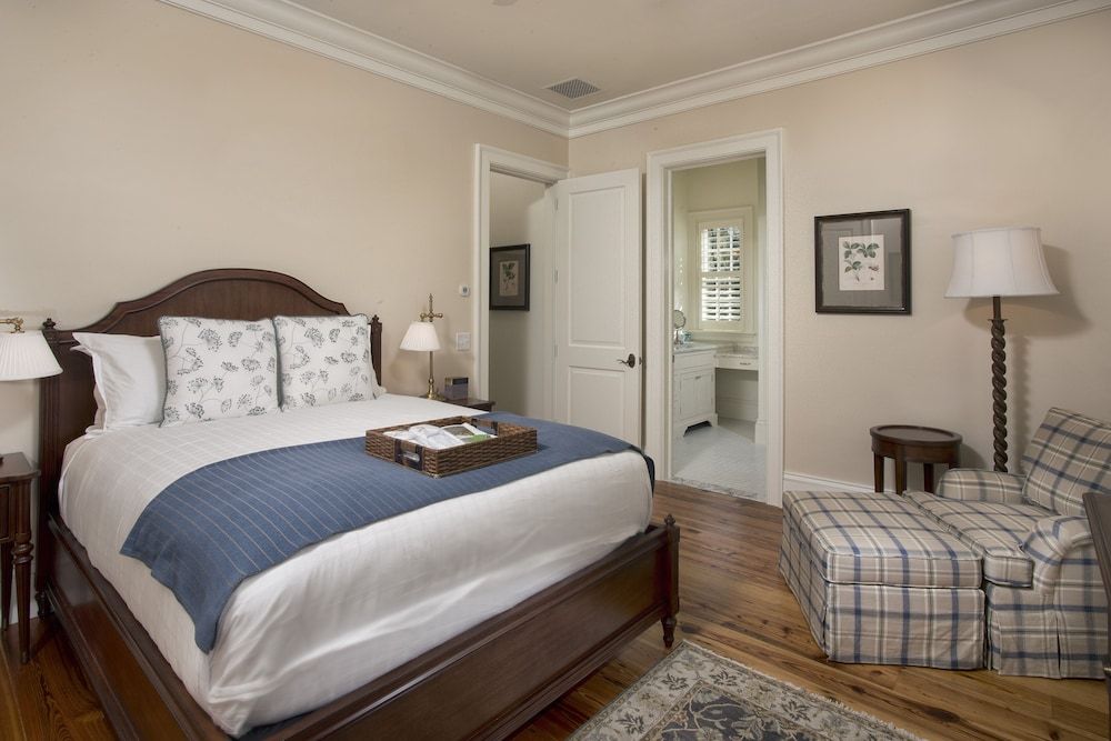 Signature Three Bedroom Lagoon Residence 1035