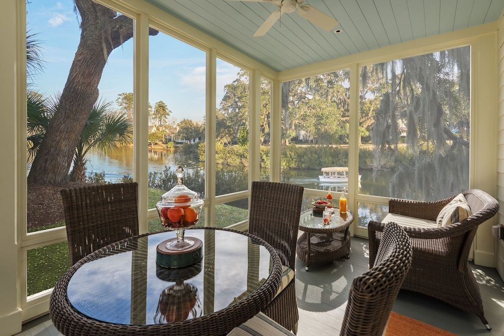 Poolside Guest House One Bedroom