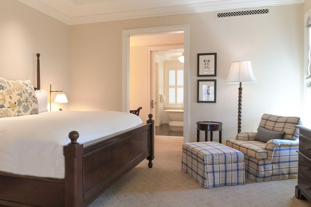 Lagoon View Guest House One Bedroom Suite