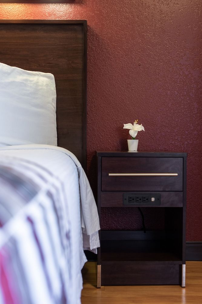 Superior Room, 1 King Bed, Smoking
