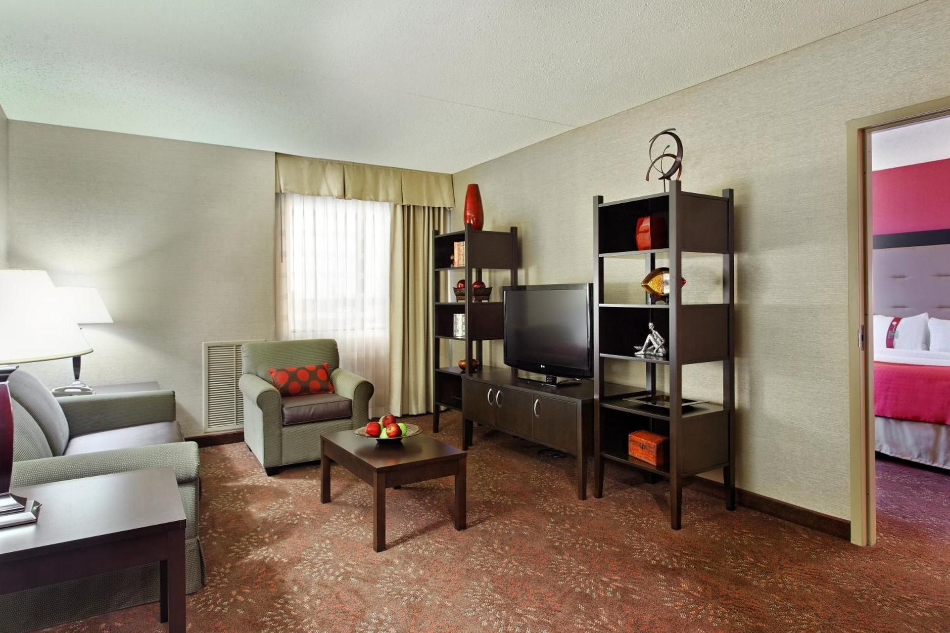 1 King 1 Bedroom Suite Sofa Bed