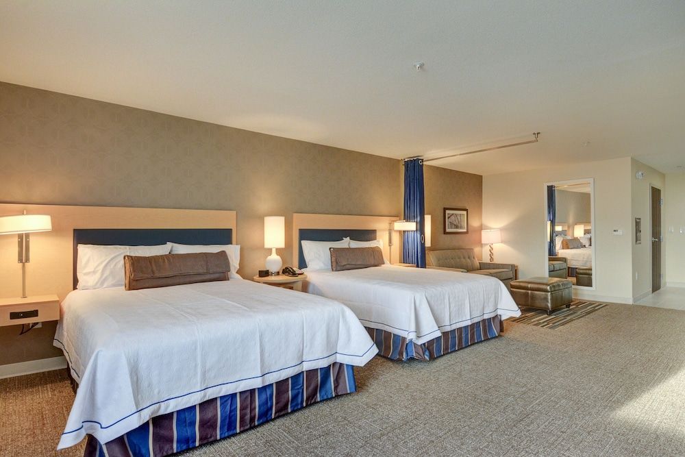 Studio, 2 Queen Beds, Accessible, Non Smoking (Hearing)