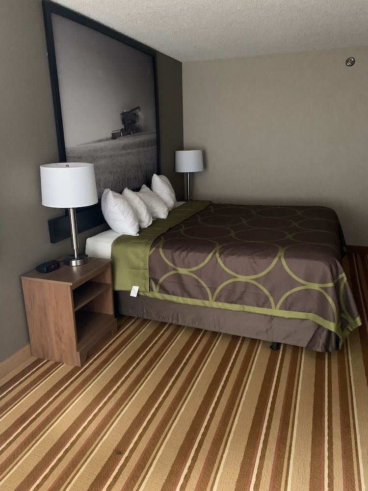 Suite, 1 King Bed, Non Smoking (One-Bedroom)