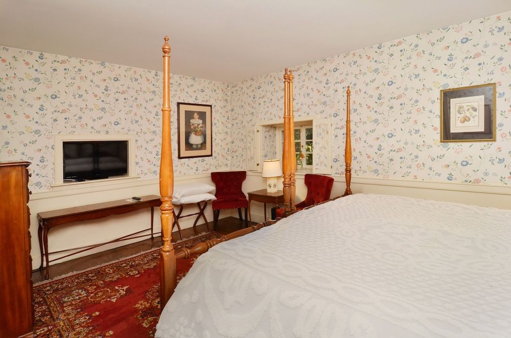 Duling Kurtz House & Country Inn Superior Double Room, Accessible, Private Bathroom (Harry Truman) 2