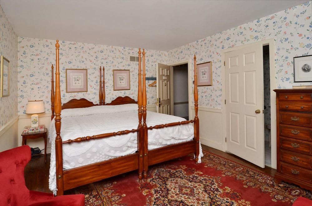 Duling Kurtz House & Country Inn Superior Double Room, Accessible, Private Bathroom (Harry Truman)