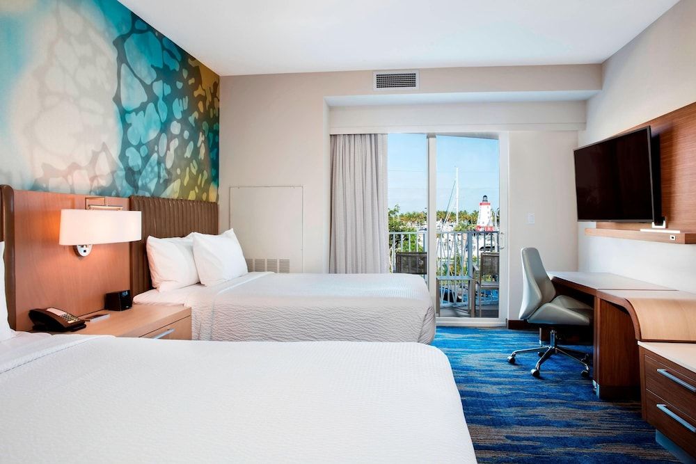 Courtyard by Marriott Faro Blanco Resort Junior Studio Suite, 2 Queen Beds, Ocean View