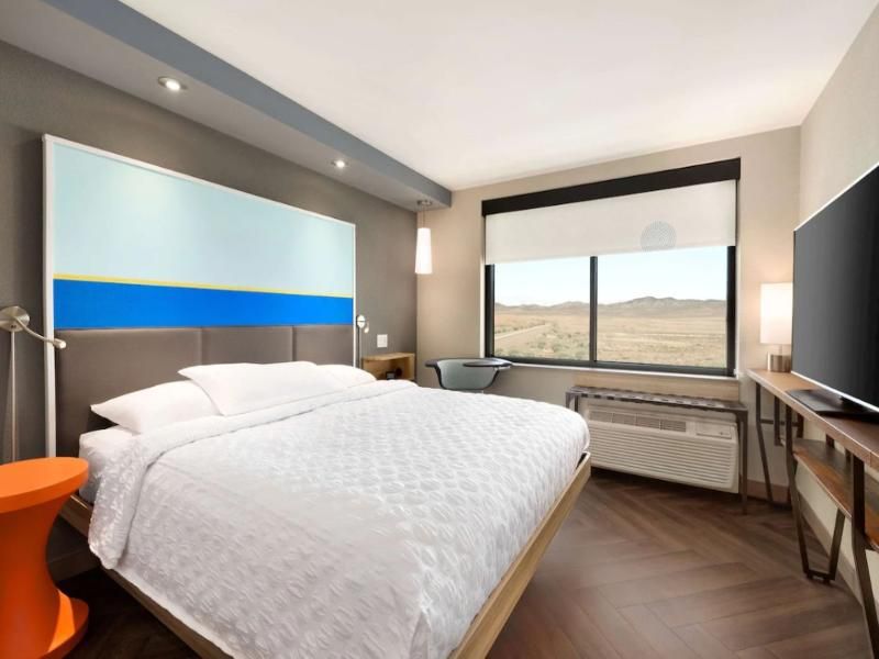 undefined Tru by Hilton Las Vegas Airport, NV 8