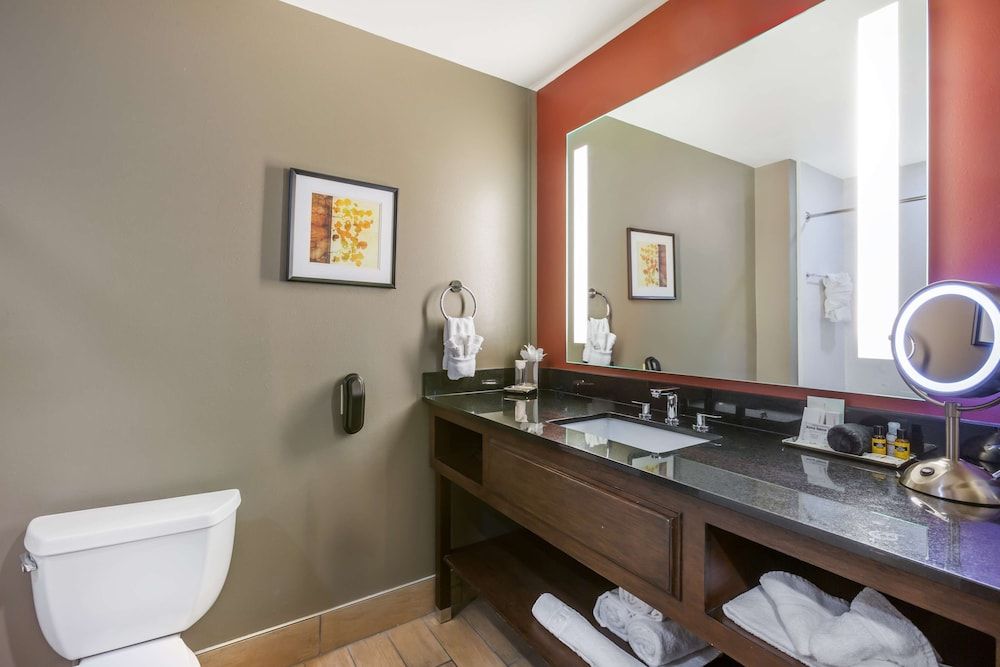 Suite, 2 Queen Beds, Non Smoking (Private Balcony)