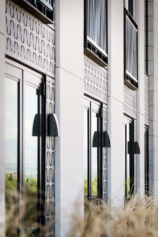 undefined Halcyon - a hotel in Cherry Creek 7