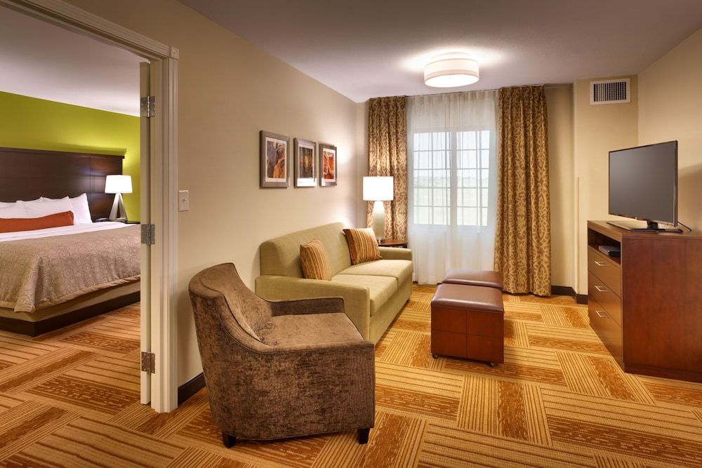 Suite, 2 Bedrooms, Accessible, Kitchen (Communications)