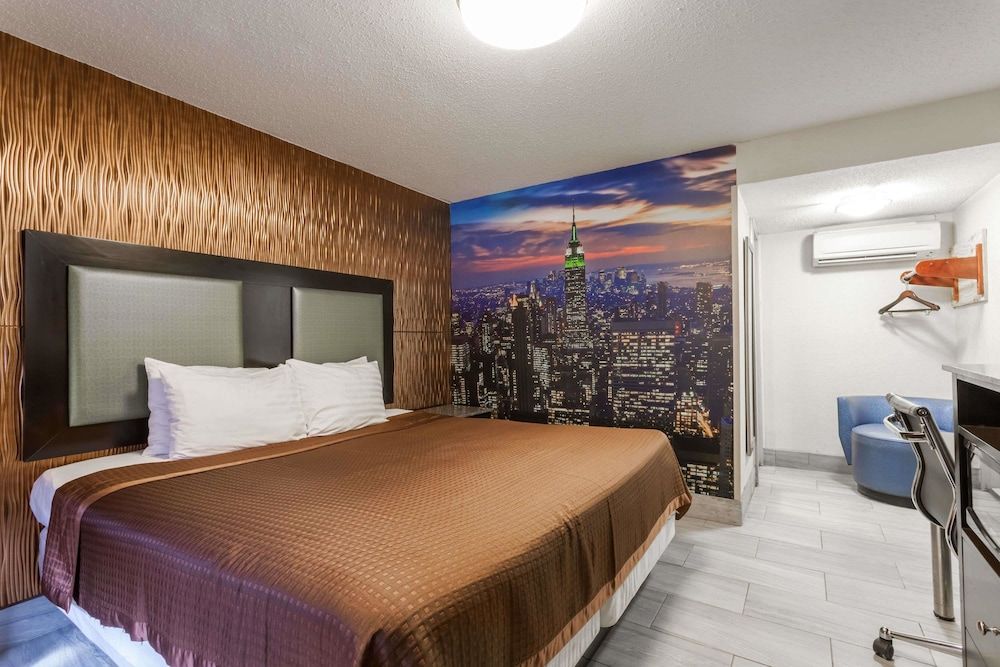 Room, 1 King Bed, Non Smoking