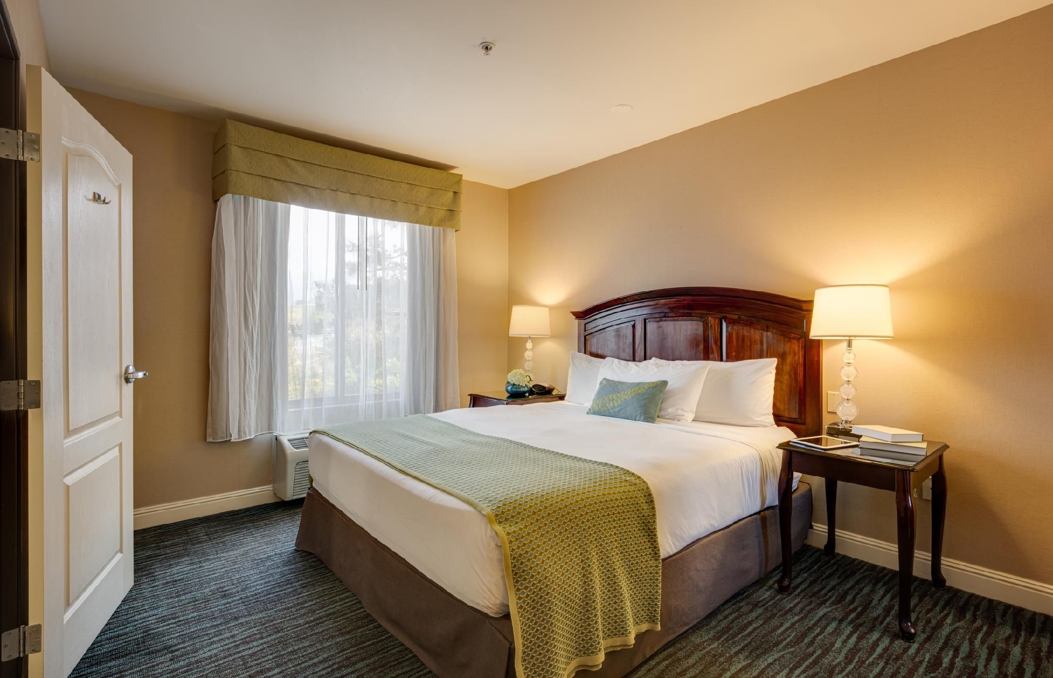 Ayres Hotel & Spa Mission Viejo – Lake Forest King Pillowtop Studio Suite 2