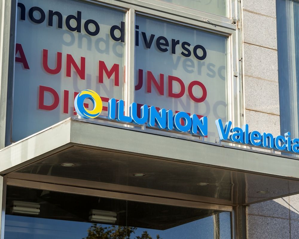 undefined Hotel ILUNION Valencia 3 6