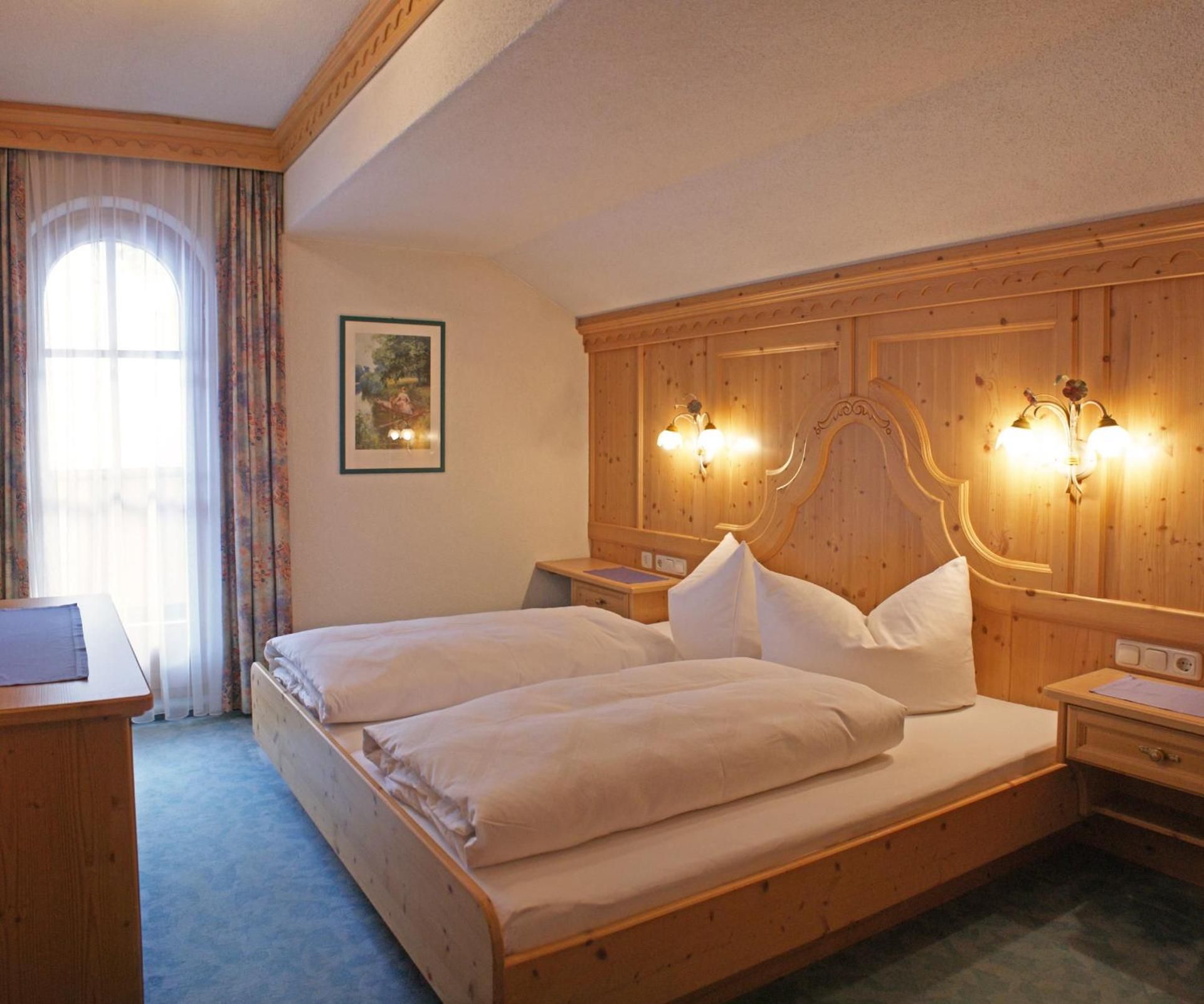 One-Bedroom Apartment (2 Adults)