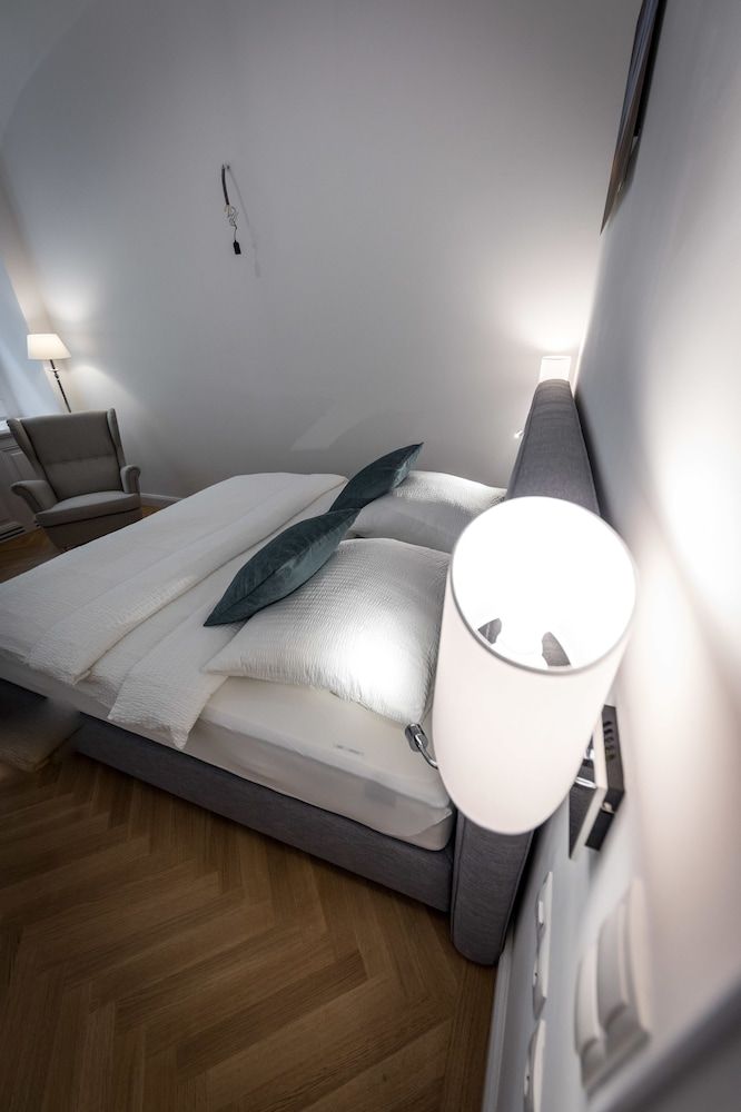 undefined Parkview Residences 5