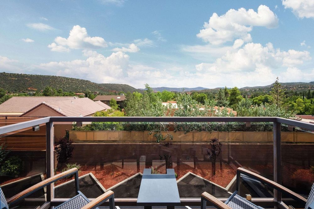 Aiden by Best Western Sedona Standard Room, 1 King Bed, Non Smoking, Balcony 4