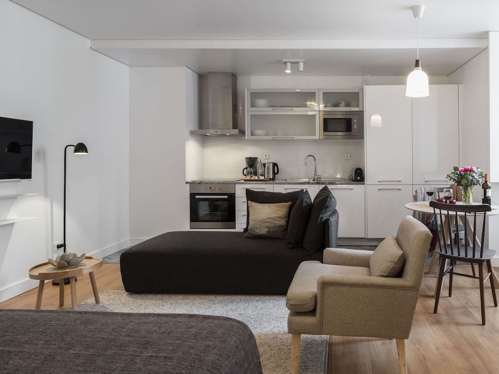 LSA Baixa Castelo by Numa Studio 19