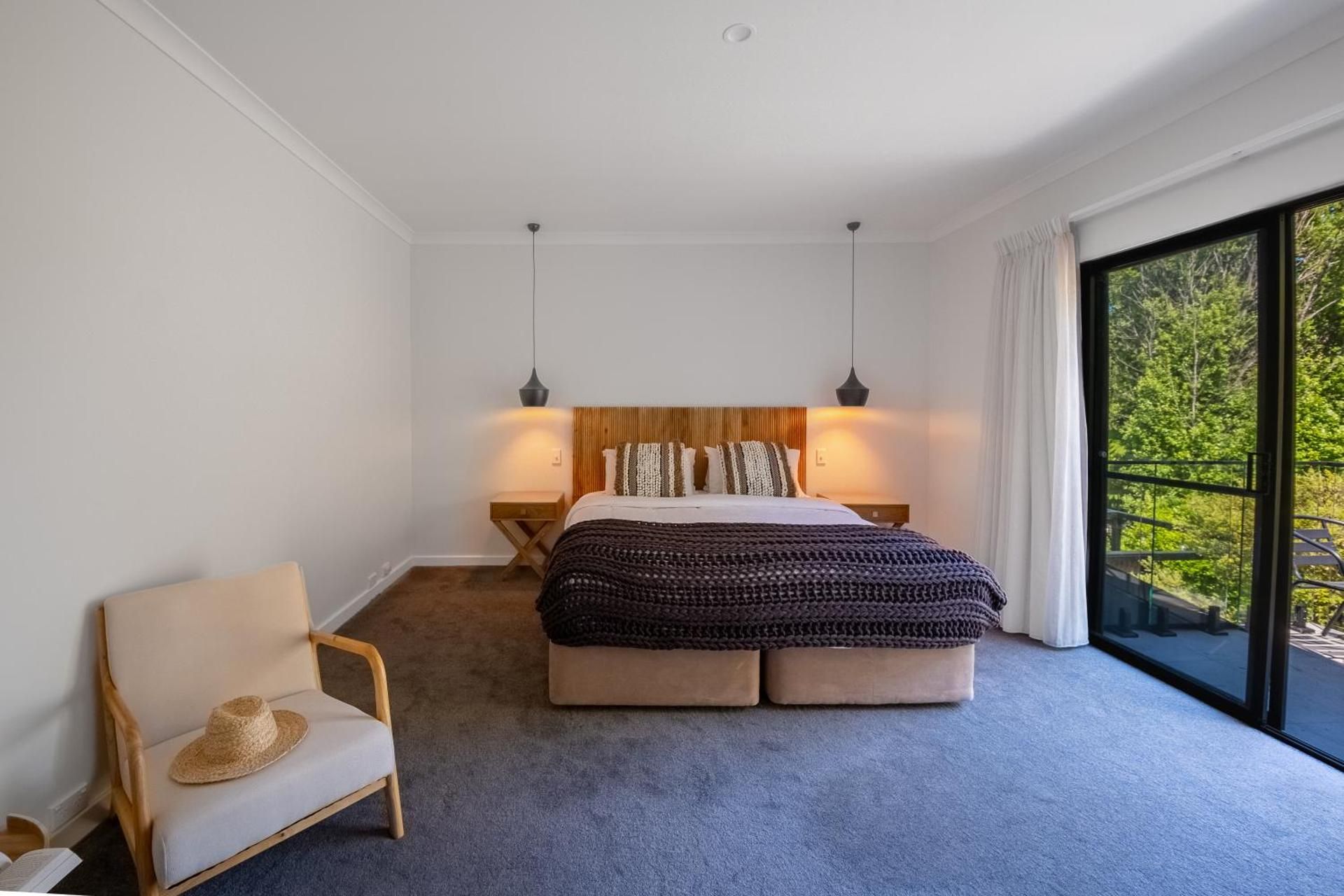 King Room with Garden View