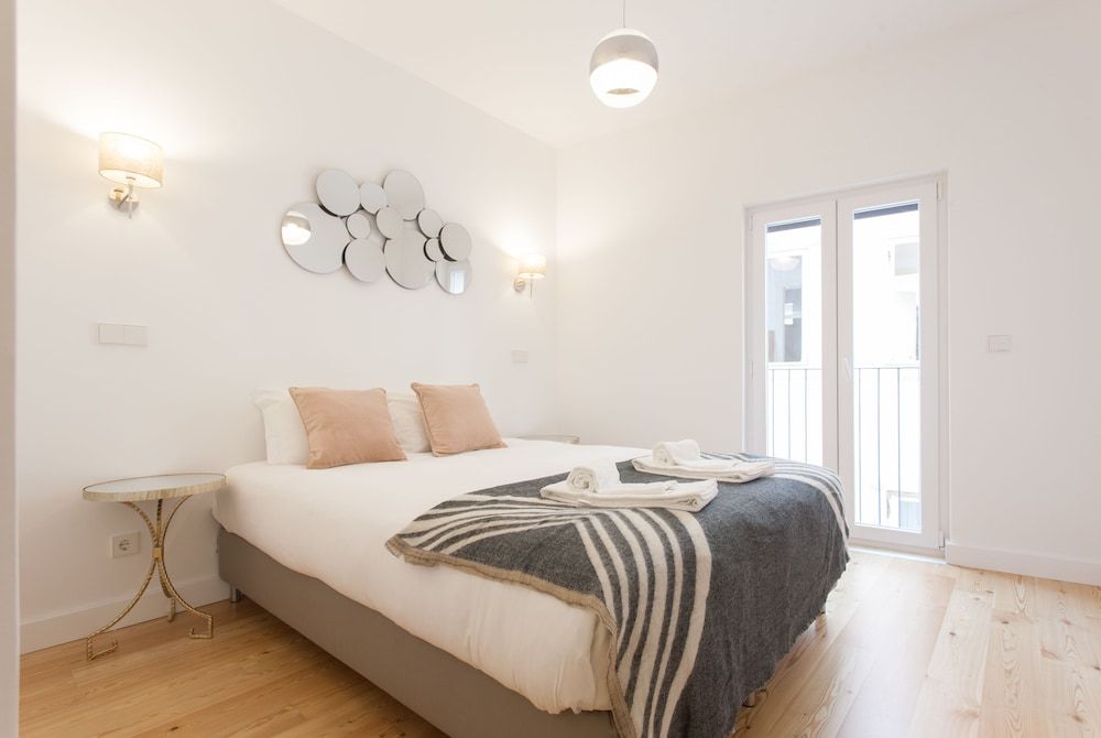 undefined Mouraria Blue Three-Bedroom Apartment w/ Parking - by LU Holidays 10