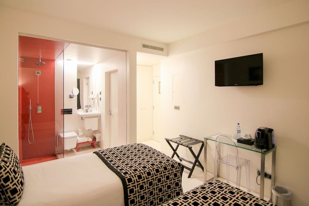Faro Boutique Hotel Superior Double or Twin Room 10