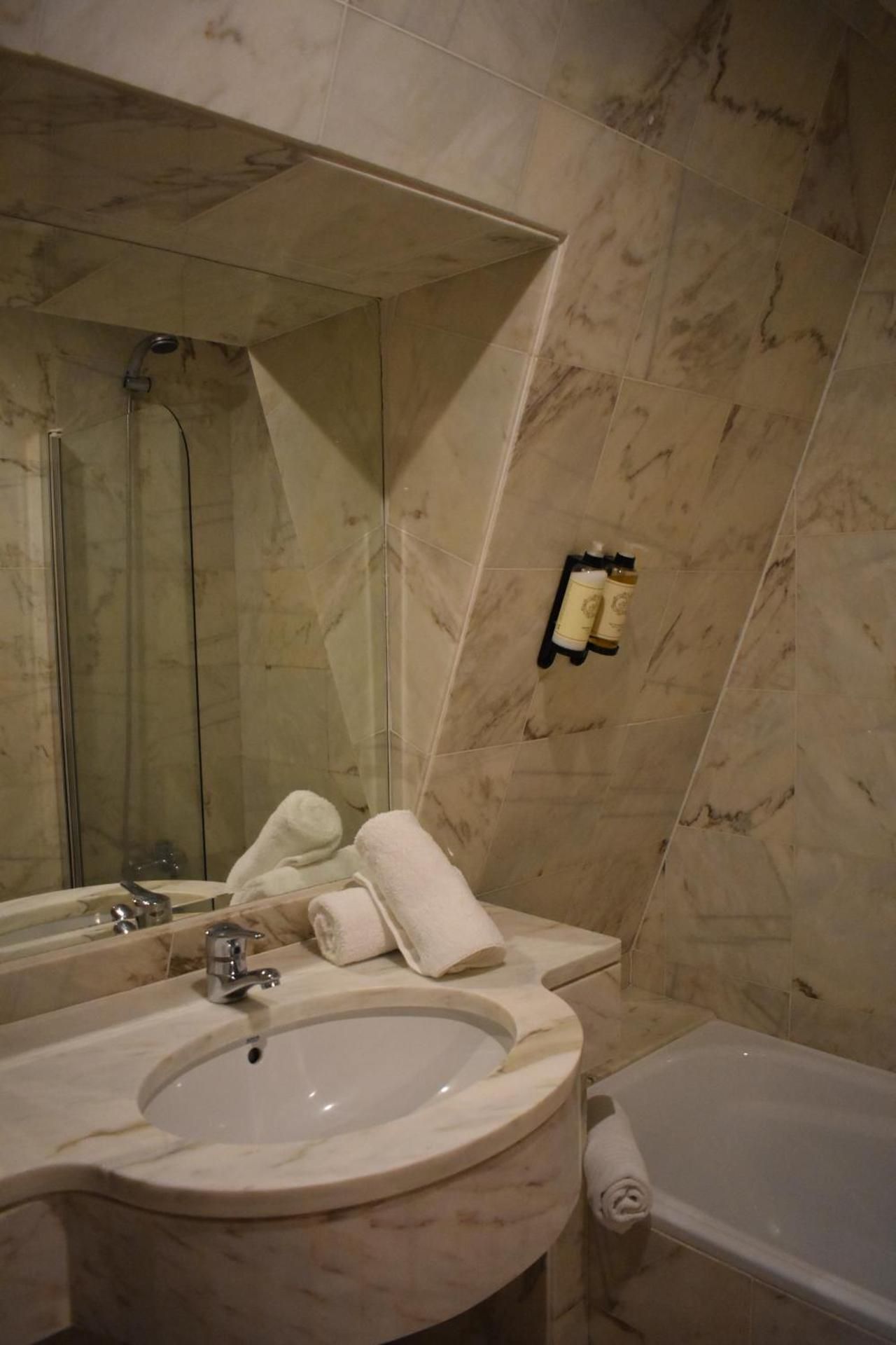 Douro Marina Hotel & SPA Standard Double or Twin Room 9