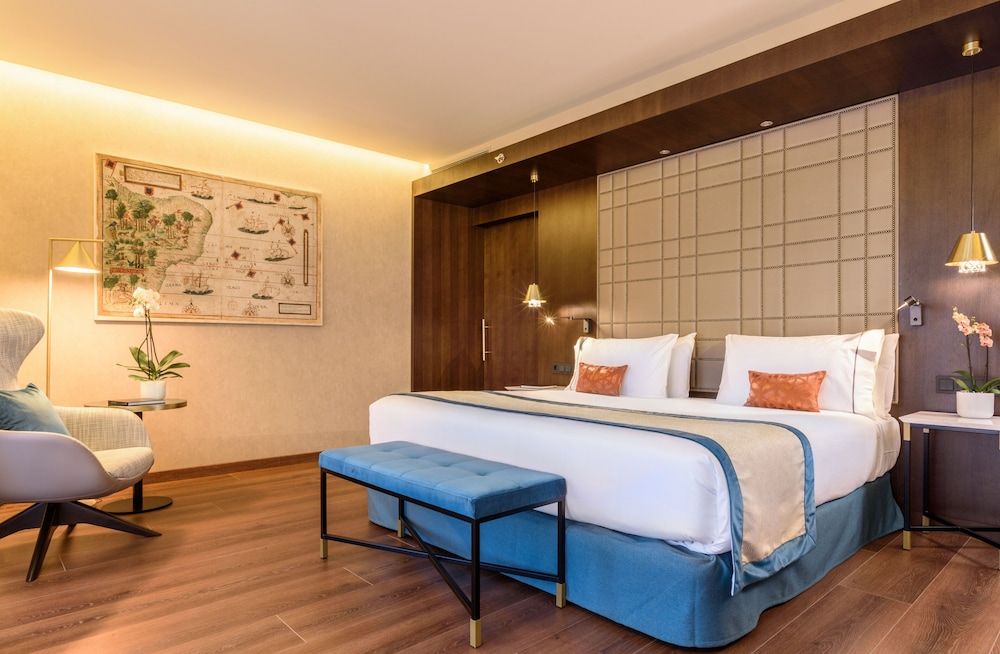 Aurea Museum by Eurostars Hotel Company Deluxe Double Room 2