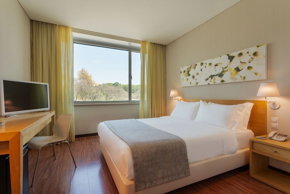 undefined HF Fénix Garden 4