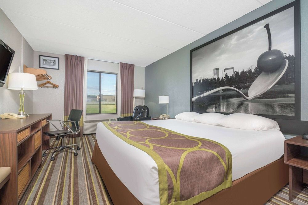Studio Suite, 1 King Bed, Non Smoking