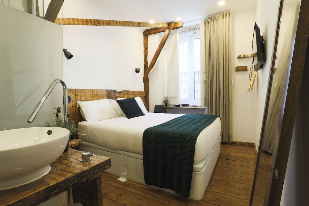 262 Boutique Hotel Standard Double Room 2