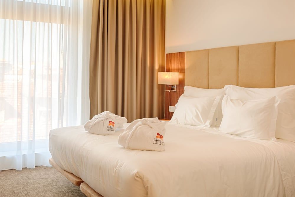 undefined Premium Porto Downtown 10