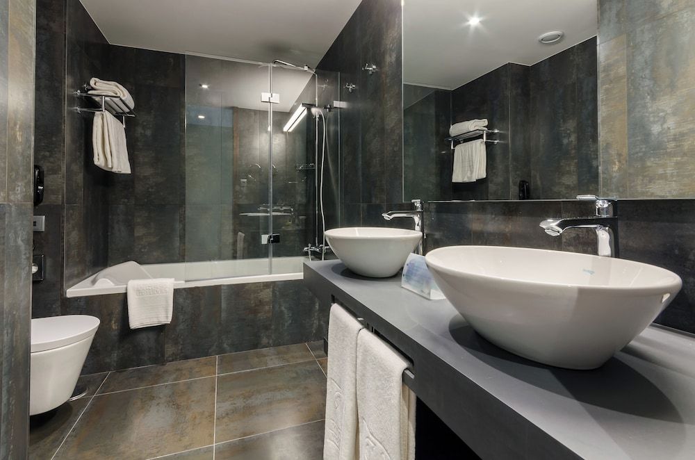 Hotel Vincci Liberdade Romantic Room (Attic) 7