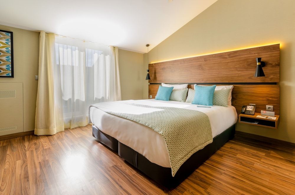 Hotel Vincci Liberdade Romantic Room (Attic) 3