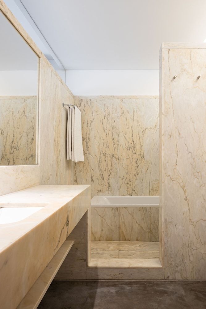 Évora Olive Hotel Elite Double Room 9