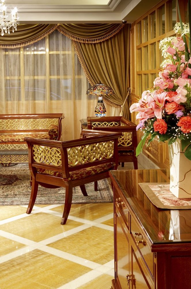 undefined Royal Seasons Hotel Taipei Nanjing West