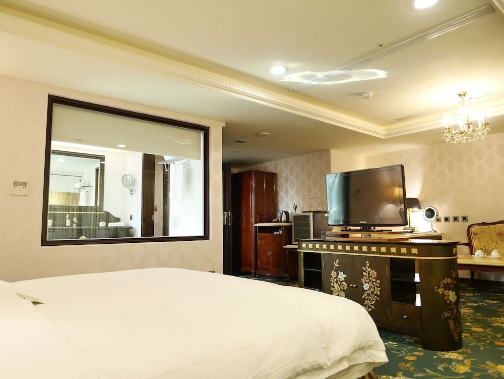 undefined Royal Seasons Hotel Taipei Nanjing West 10