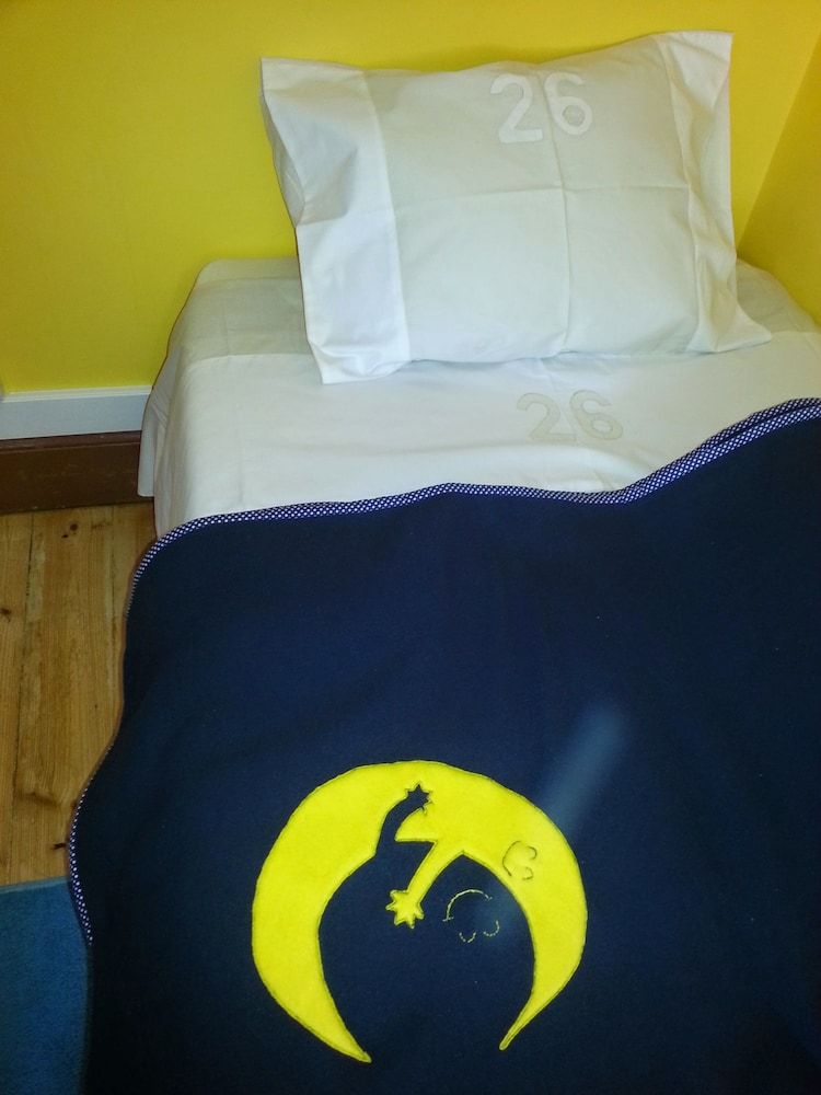 undefined CSI Coimbra Club & Guest House 3