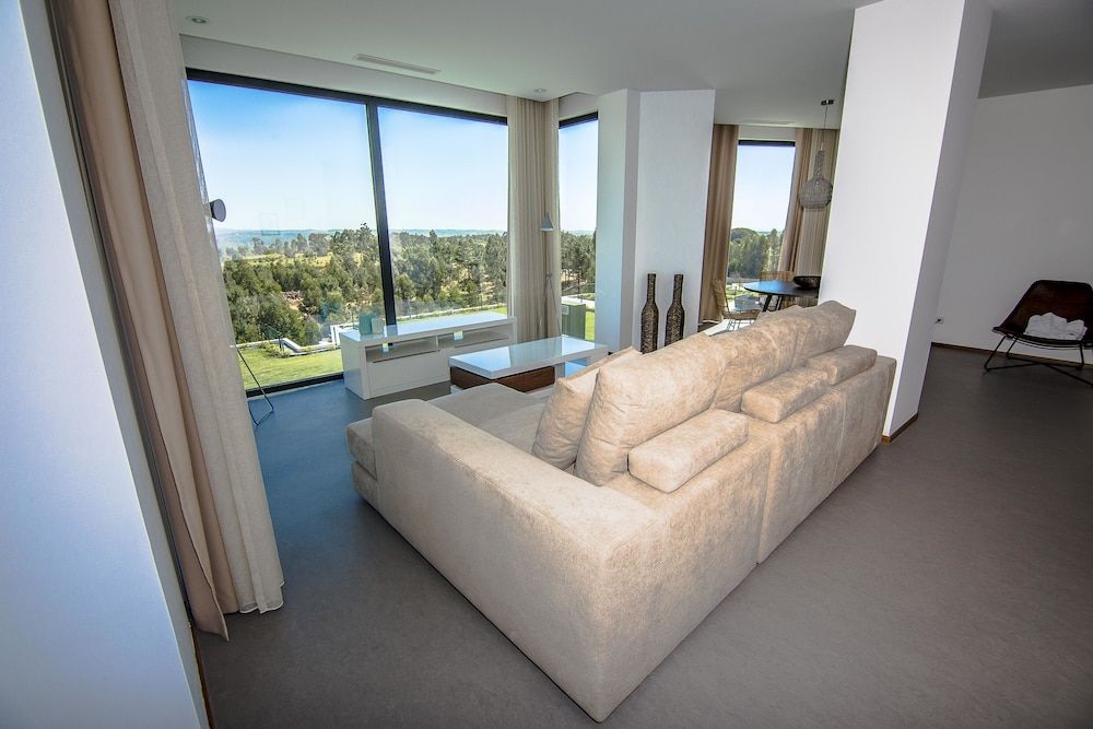 Enigma - Nature & Water Hotel Presidential Suite, Poolside 2