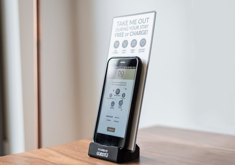 Oporto Street Sá de Noronha Standard Studio 12